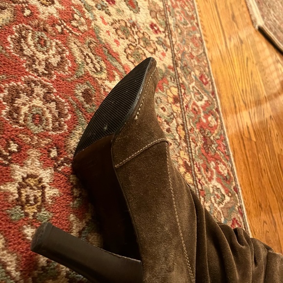 Coach brown Suede and leather 3 inch heel boots size 8.5 - Picture 11 of 14